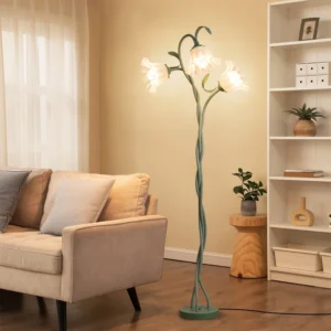 65.55''Tall Green Floor Lamp Three-head Floor Lamp With Flexible Neck，Suitable For Living Rooms, Studies, Home，And Bedrooms.
